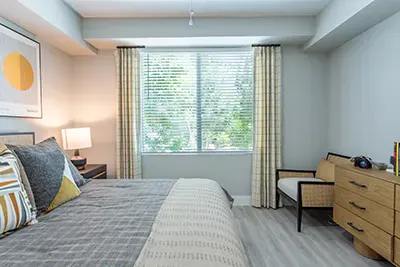 Student living near Florida International University